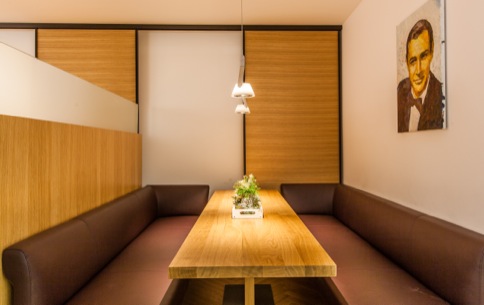 Hire meeting room including break room in Hamburg